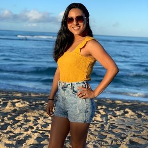 Meet your Posher, Nohemi